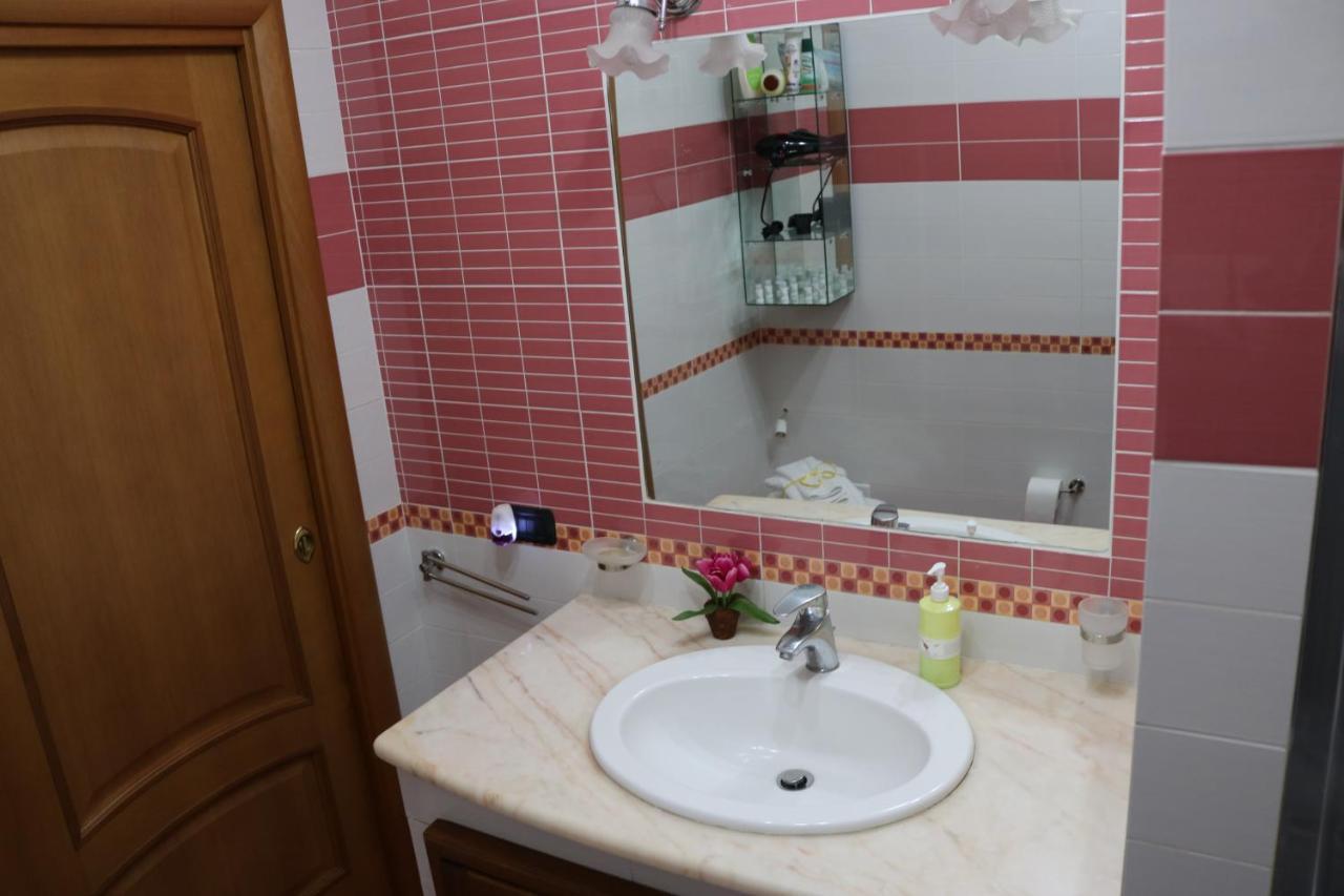 La Casa Del Sole Apartment Наполи Екстериор снимка