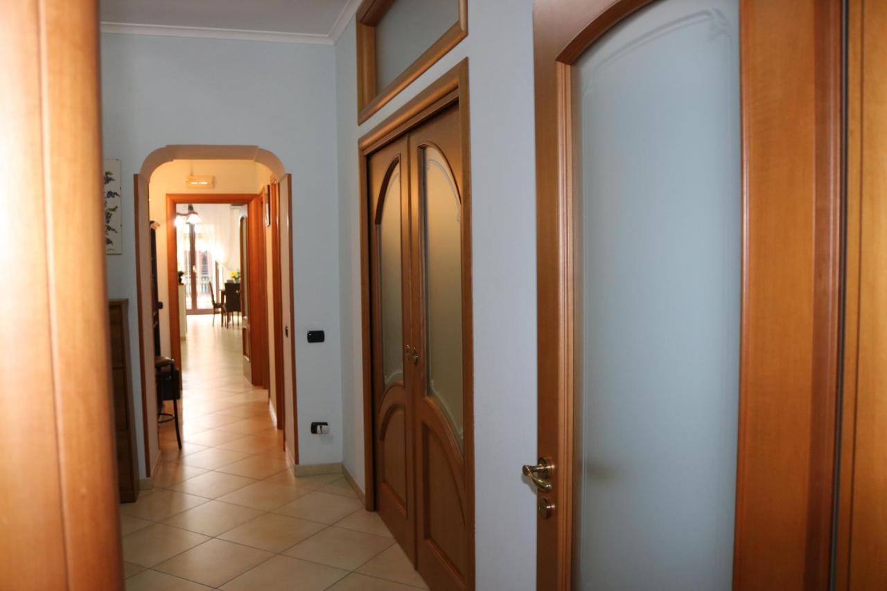 La Casa Del Sole Apartment Наполи Екстериор снимка